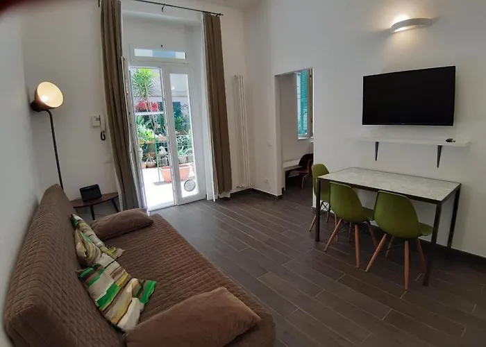 Cinque Terre Step Apartment La Spezia